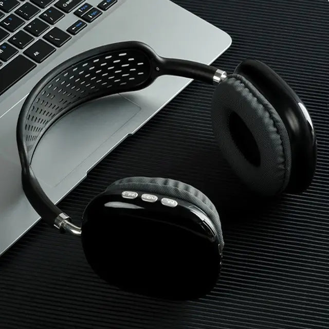 Noise Cancelling Headsets - Hulmstore